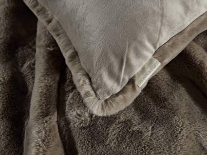 Покрывало Софи де Марко Ричард (бежевое)